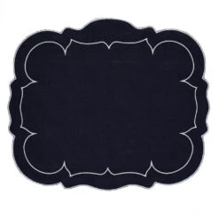 Linho Scalloped Rectangular Placemat In Navy & White