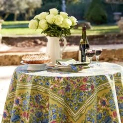 Jardin Blue & Vert Tablecloth -Selected Home Goods Store 932327e351313a4eca876e0dfe6d0e5b18b9579e782c3ff1b53f29e312dec5bc