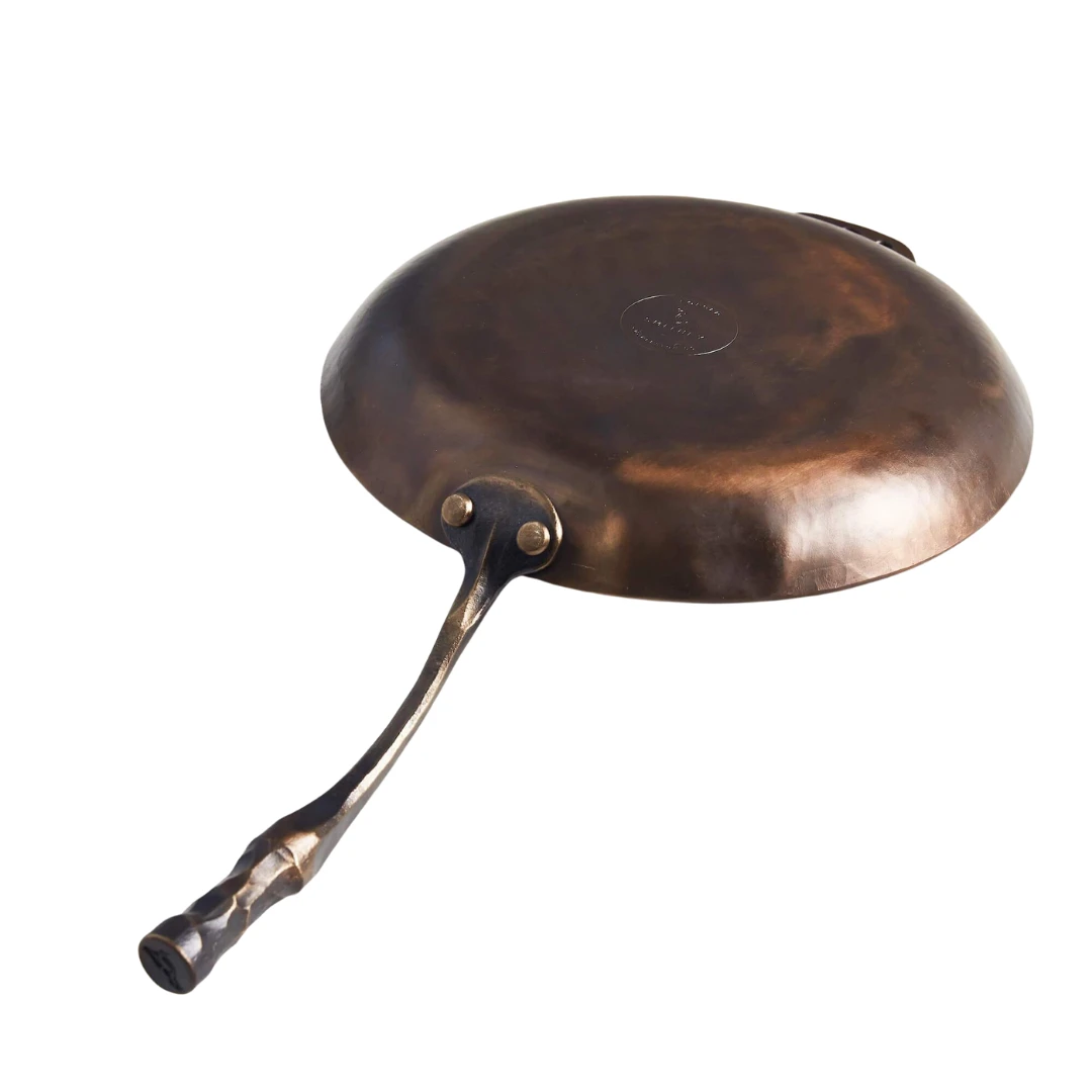 Smithey Carbon Steel Farmhouse Skillet 6 Smithey Carbon Steel Farmhouse Skillet - Image 4