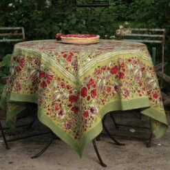Jardin Red & Green Tablecloth 11 Jardin Red & Green Tablecloth -Selected Home Goods Store jardinredgreentablecloth59x59
