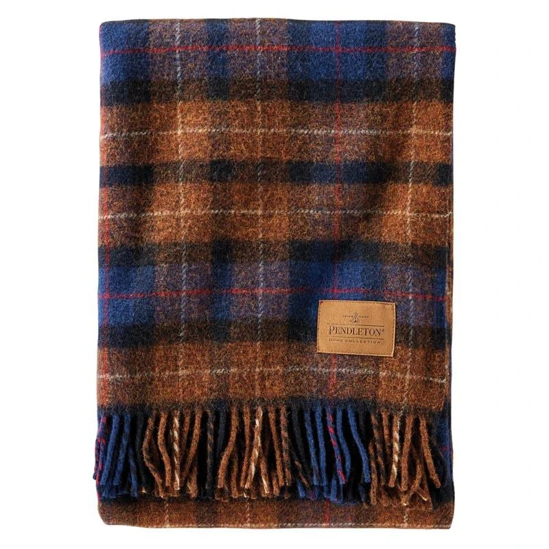 Shelter Bay Plaid Motor Robe W/ Carrier 4 Shelter Bay Plaid Motor Robe W/ Carrier - Image 2